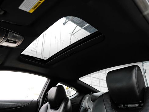 Used 2013 Hyundai Genesis 3.8 image 20