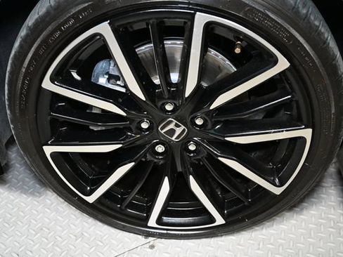Used 2025 Honda Accord Touring image 18