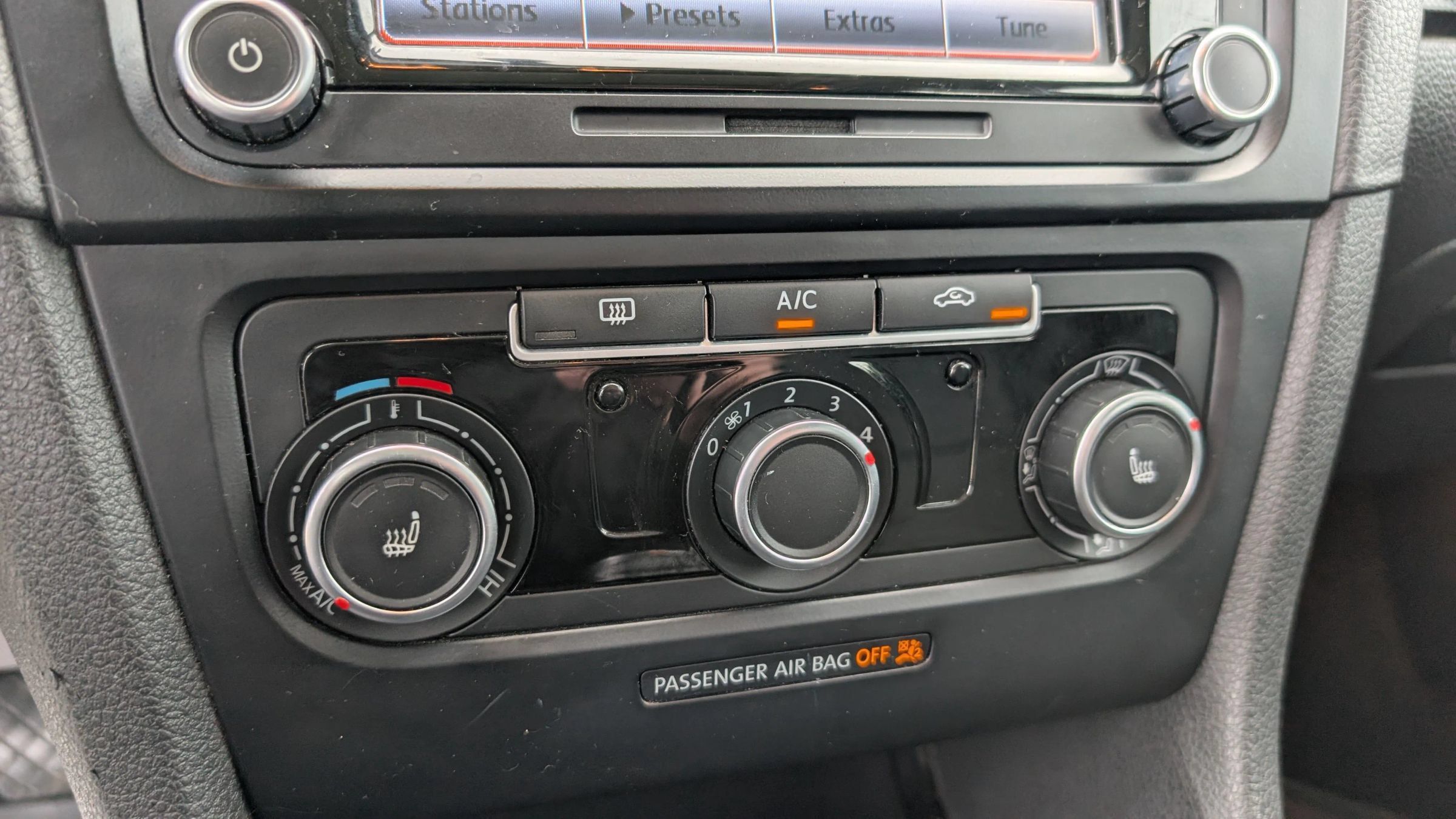 Used 2014 Volkswagen Jetta TDI FWD image 17