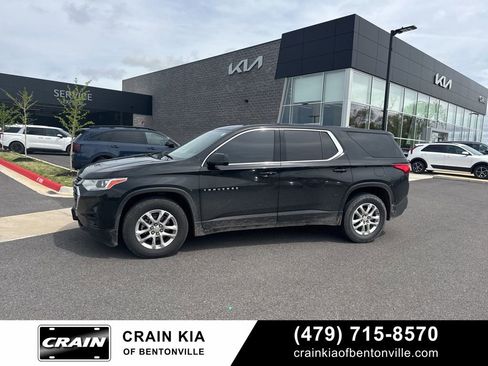 Used 2019 Chevrolet Traverse LS image 24