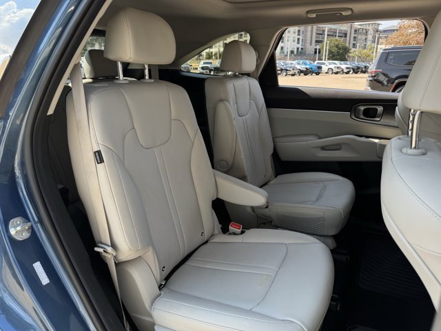 Used 2025 Kia Sorento EX w/ EX Panoramic Sunroof Package AWD/4WD image 33
