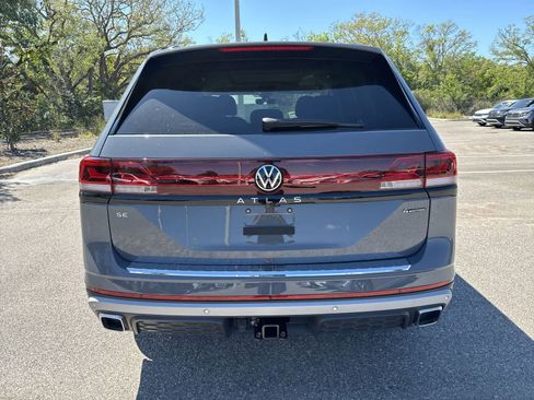 New 2026 Volkswagen Atlas Peak Edition AWD/4WD image 5