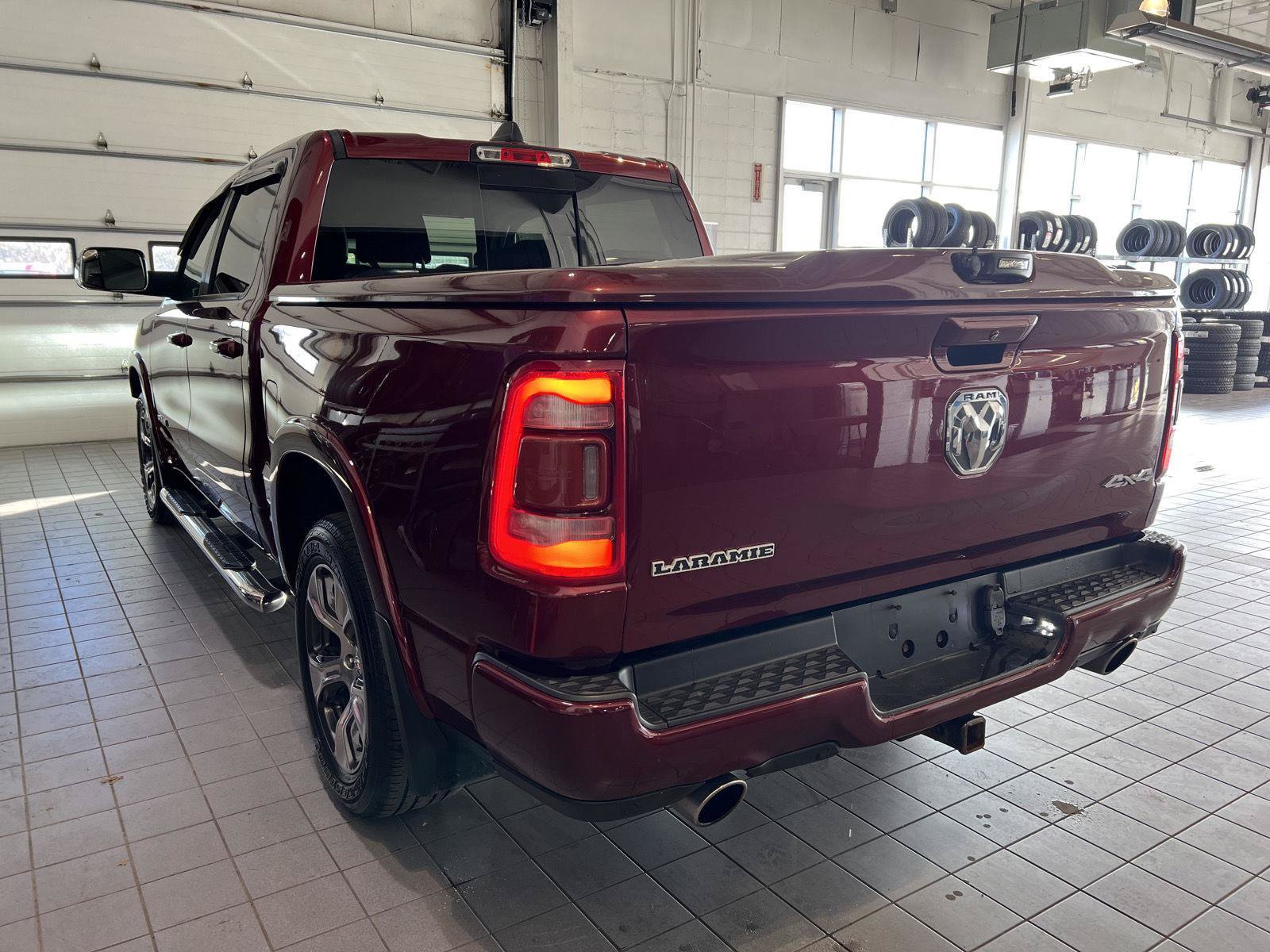 Used 2019 RAM 1500 Laramie AWD/4WD image 6