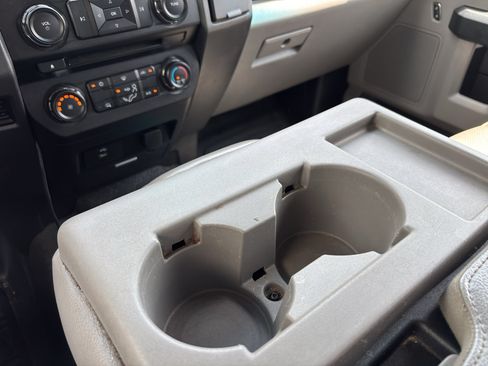 Used 2018 Ford F250 XL w/ Power Equipment Group AWD/4WD image 21