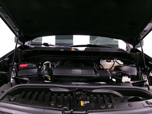 Certified 2022 Chevrolet Silverado 1500 RST image 16