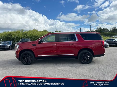 New 2026 GMC Yukon XL Elevation w/ LPO, Elevation Black Package RWD image 8
