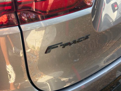 Used 2023 Jaguar F-PACE S AWD/4WD image 11