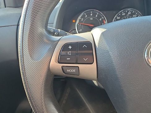 Used 2013 Toyota Corolla S image 24