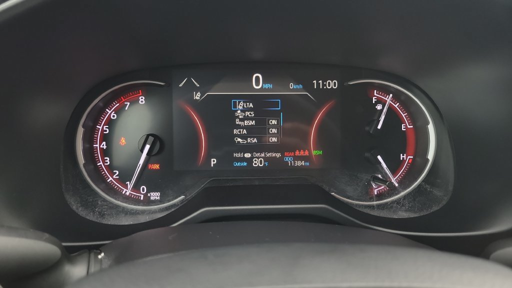 Used 2025 Toyota RAV4 XLE FWD image 20
