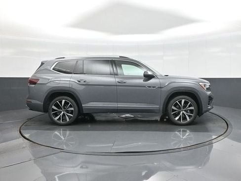 New 2026 Volkswagen Atlas SEL Premium R-Line AWD/4WD image 8