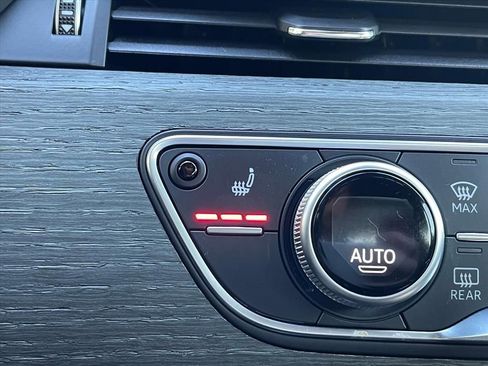 Used 2023 Audi A4 2.0T Premium Plus image 15