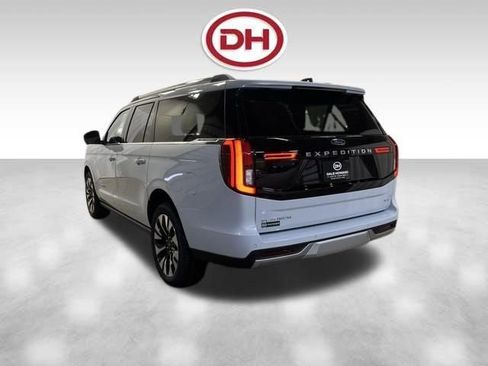 New 2026 Ford Expedition Max Platinum image 8