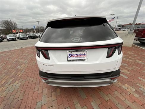 Used 2025 Hyundai Tucson SEL image 32