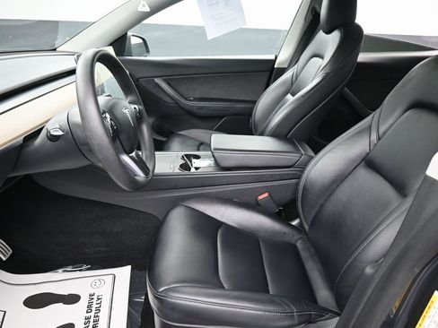 Used 2022 Tesla Model Y Performance image 24