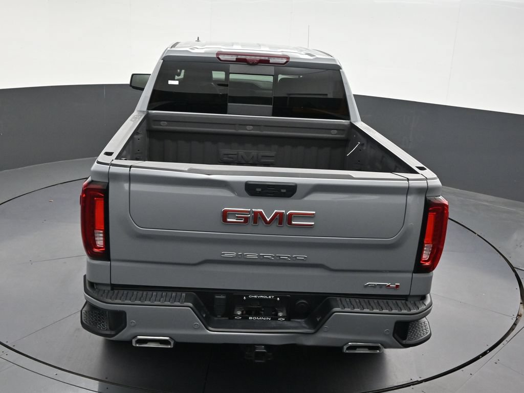 Used 2025 GMC Sierra 1500 AT4 w/ AT4 Premium Package AWD/4WD image 18