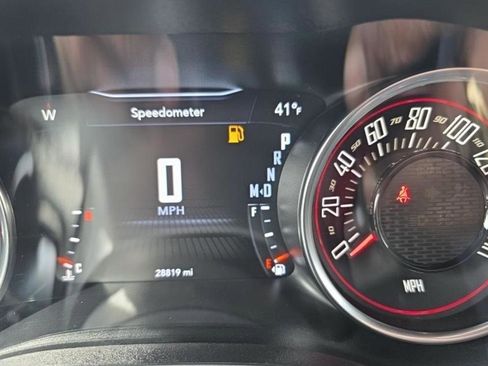 Used 2023 Dodge Challenger R/T image 11