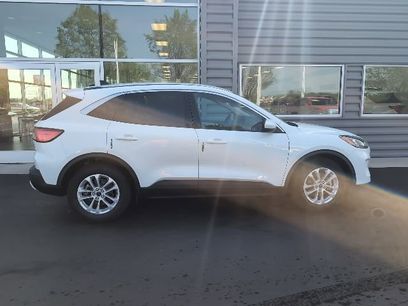 Used 2020 Ford Escape SE