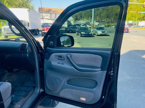 Used 2006 Toyota Tundra SR5 AWD/4WD image 9