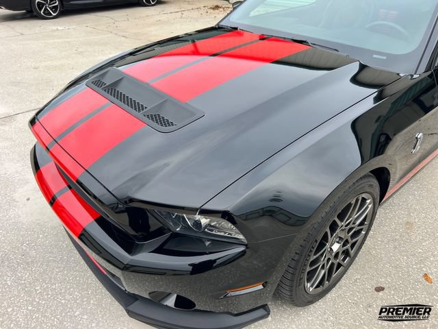 Used 2013 Ford Mustang Shelby GT500 RWD image 37