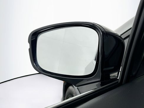 Used 2018 Honda Odyssey Elite image 16