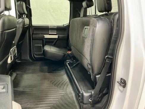 Used 2018 Ford F150 Lariat image 18