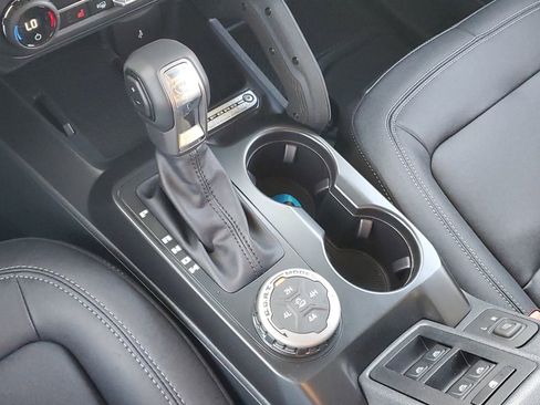 New 2025 Ford Bronco Big Bend w/ Black Diamond Package image 18