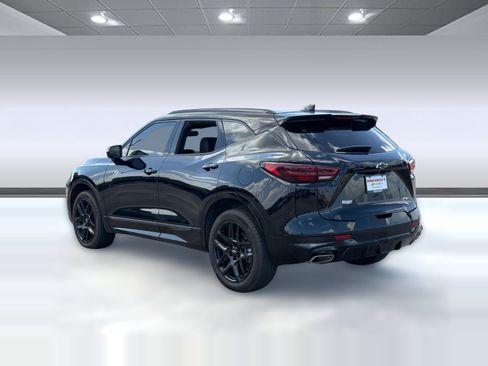 Certified 2024 Chevrolet Blazer RS w/ Enhanced Convenience Package FWD image 3