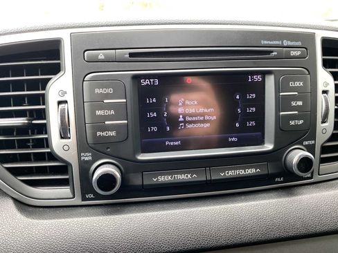 Used 2017 Kia Sportage LX w/ LX Popular Package AWD/4WD image 18