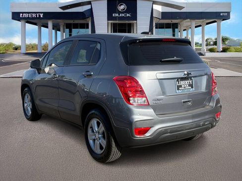 Used 2020 Chevrolet Trax LS FWD image 6
