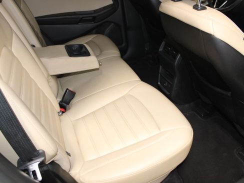 Used 2021 Ford Edge SEL FWD image 30