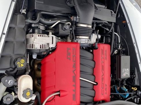 Used 2013 Chevrolet Corvette 427 w/ 1SC Preferred Equipment Group image 39