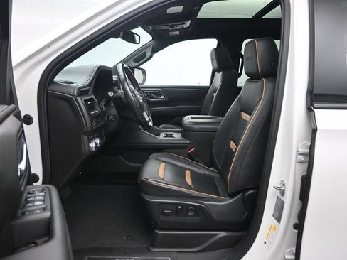 Used 2021 GMC Yukon XL AT4 AWD/4WD image 18