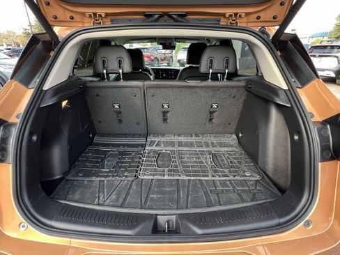 Used 2025 Buick Encore GX Avenir w/ Avenir Technology Package image 27