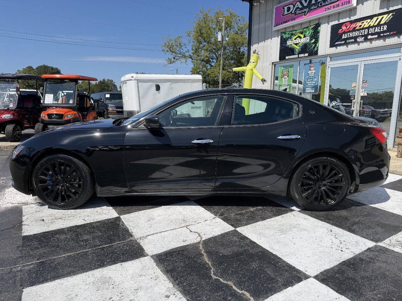 Used 2017 Maserati Ghibli RWD image 9