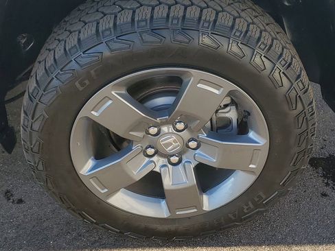 Certified 2025 Honda Ridgeline TrailSport image 5