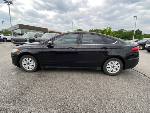 Used 2020 Ford Fusion S FWD image 4