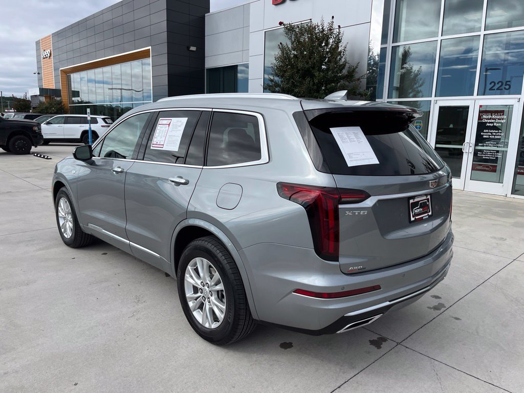 Used 2025 Cadillac XT6 Luxury w/ LPO, Floor Liner Package AWD/4WD image 20