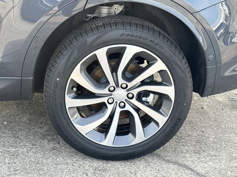 New 2025 Land Rover Discovery Sport S image 3