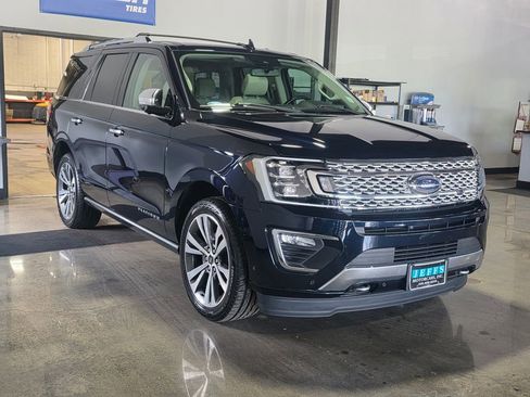 Used 2021 Ford Expedition Platinum AWD/4WD image 3