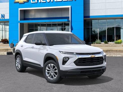 New 2026 Chevrolet TrailBlazer LS w/ LS Convenience Package FWD image 7