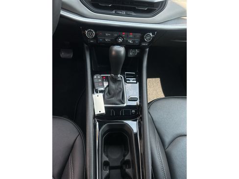 Used 2025 Jeep Compass Limited w/ Sun & Sound Group AWD/4WD image 10