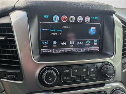 Used 2018 Chevrolet Tahoe LT w/ LT Signature Package RWD image 11