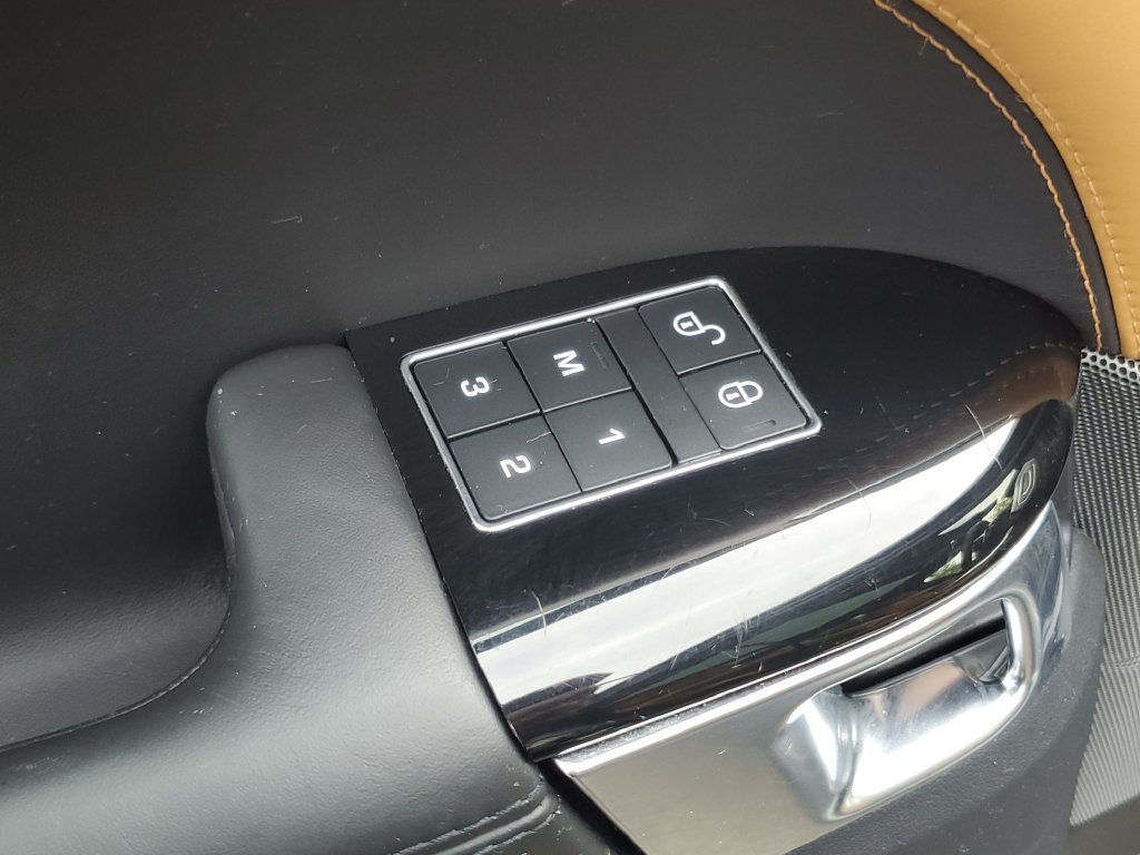 Used 2018 Land Rover Range Rover Sport HSE Dynamic AWD/4WD image 12