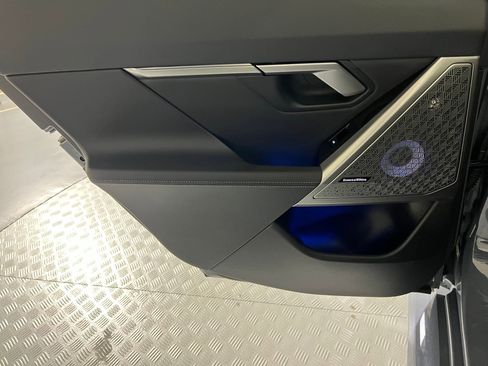 New 2026 BMW M5 w/ Executive Package image 21