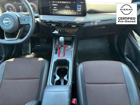 Certified 2025 Nissan Kicks SR FWD image 14