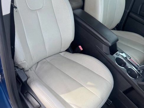 Used 2010 GMC Terrain SLE FWD image 11
