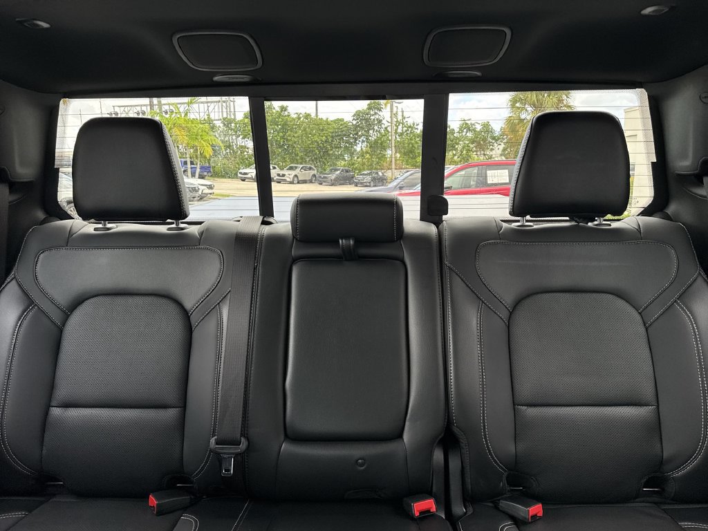 Used 2021 RAM 1500 Rebel w/ Rebel Level 2 Equipment Group AWD/4WD image 18