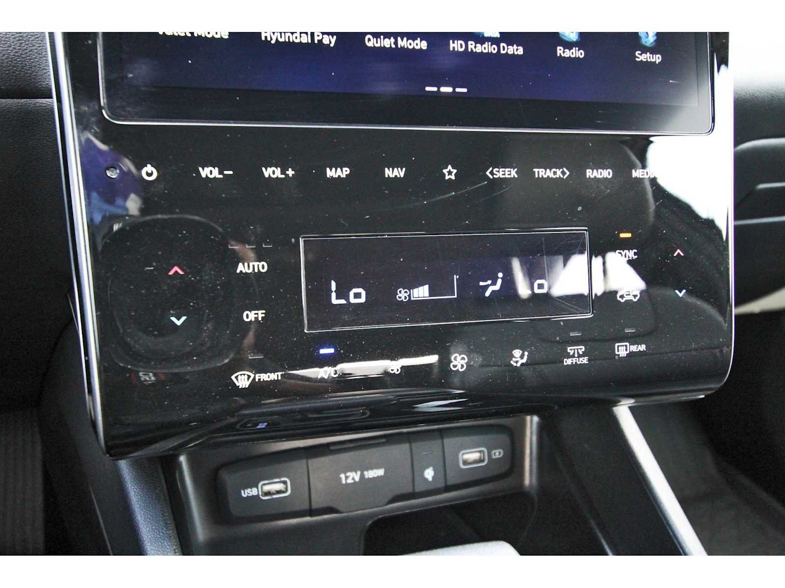 Used 2024 Hyundai Santa Cruz Night AWD/4WD image 24