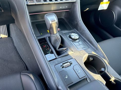 Used 2026 Lexus IS 350 F Sport w/ Accessory Package Z1 RWD image 20