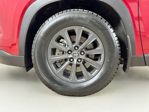 Used 2024 Toyota Grand Highlander AWD image 26